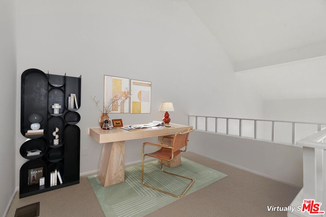 4220 Colfax Ave Unit: 110