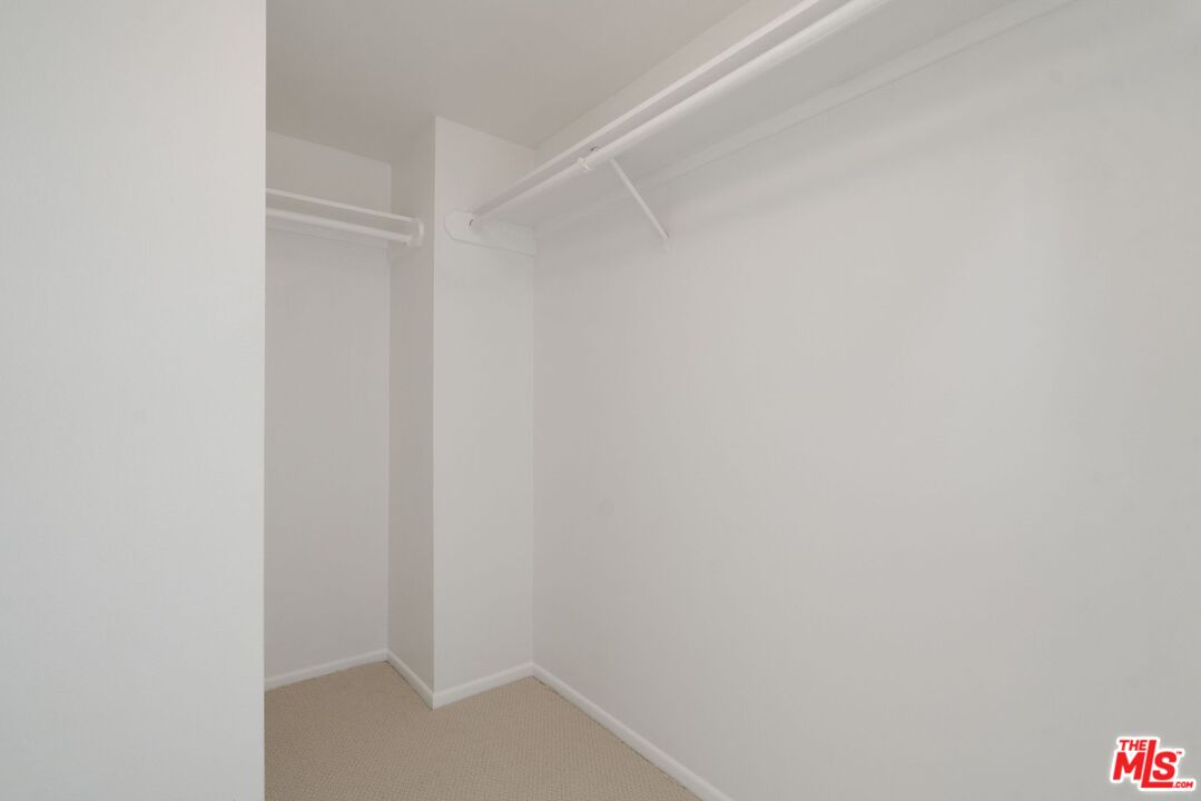 4220 Colfax Ave Unit: 110