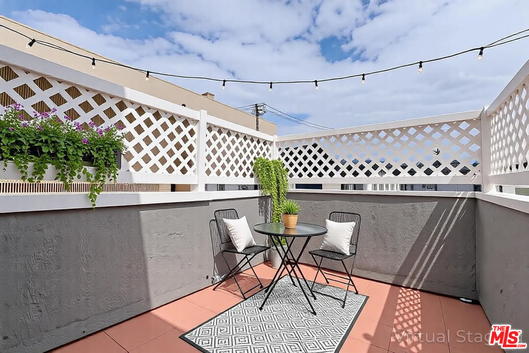 4220 Colfax Ave Unit: 110