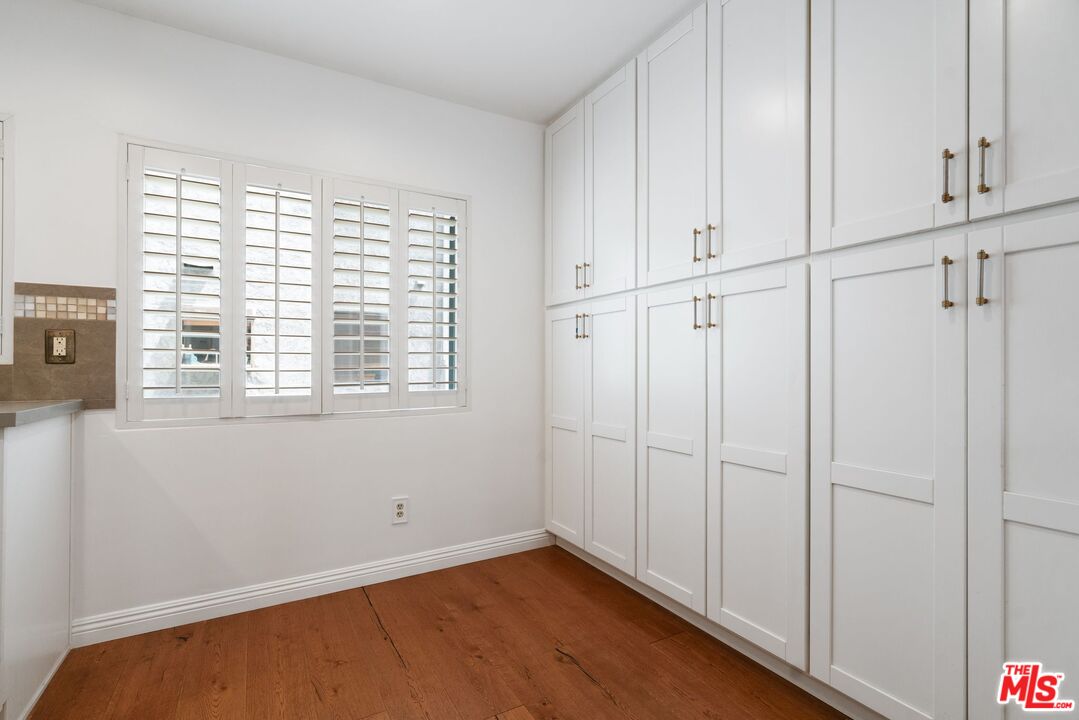 4220 Colfax Ave Unit: 110