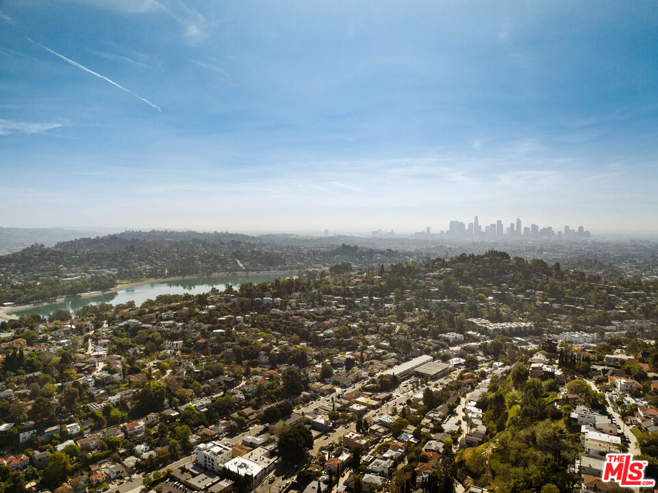 2339 Lyric Ave