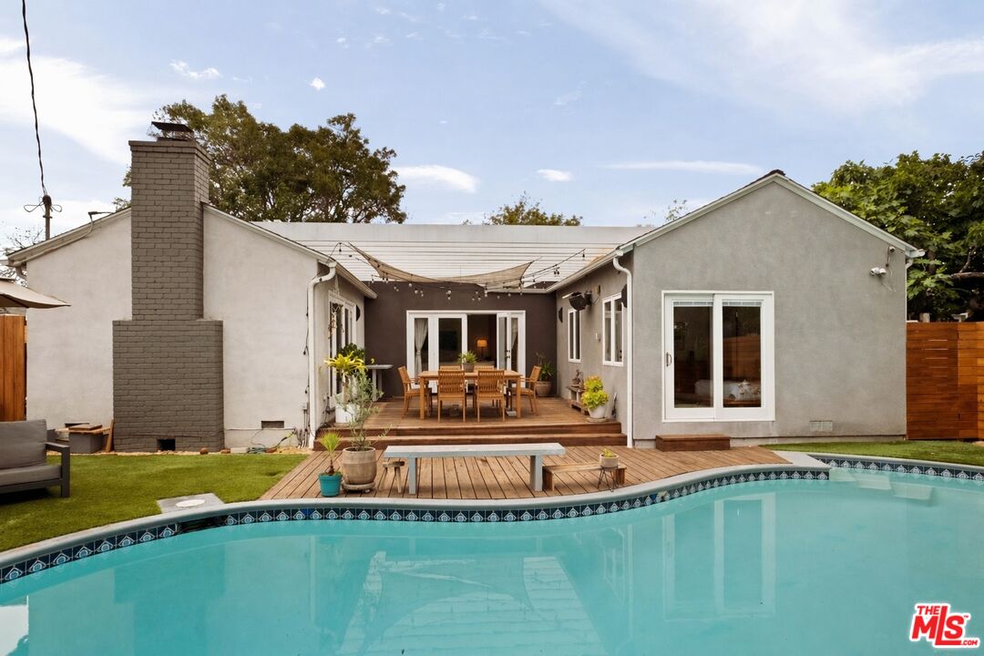 7622 Goddard Ave