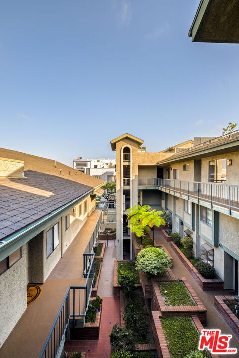 2663 Centinela Ave Unit: 501