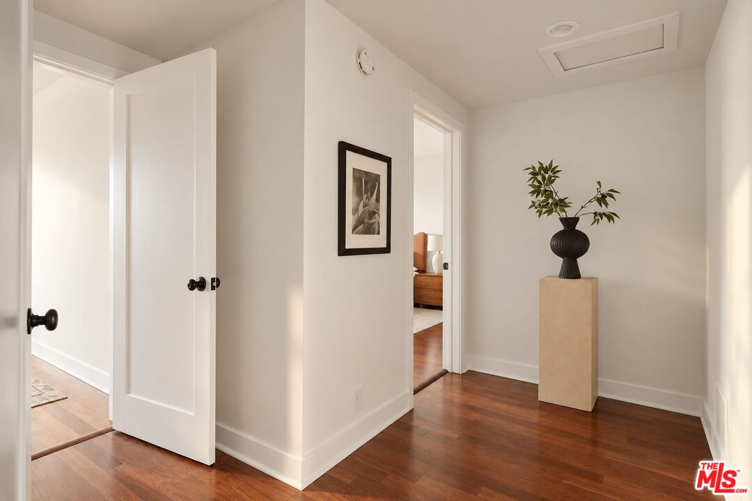 531 N Rossmore Ave Unit: A