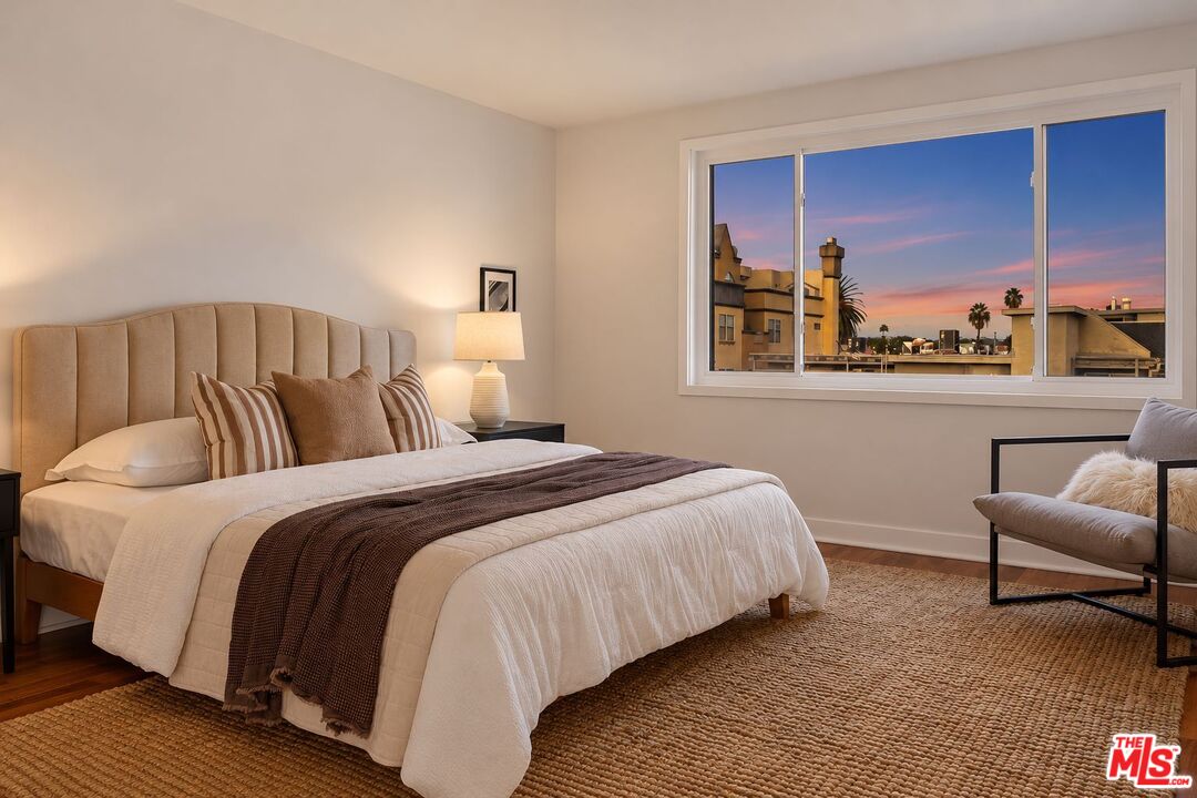 531 N Rossmore Ave Unit: A