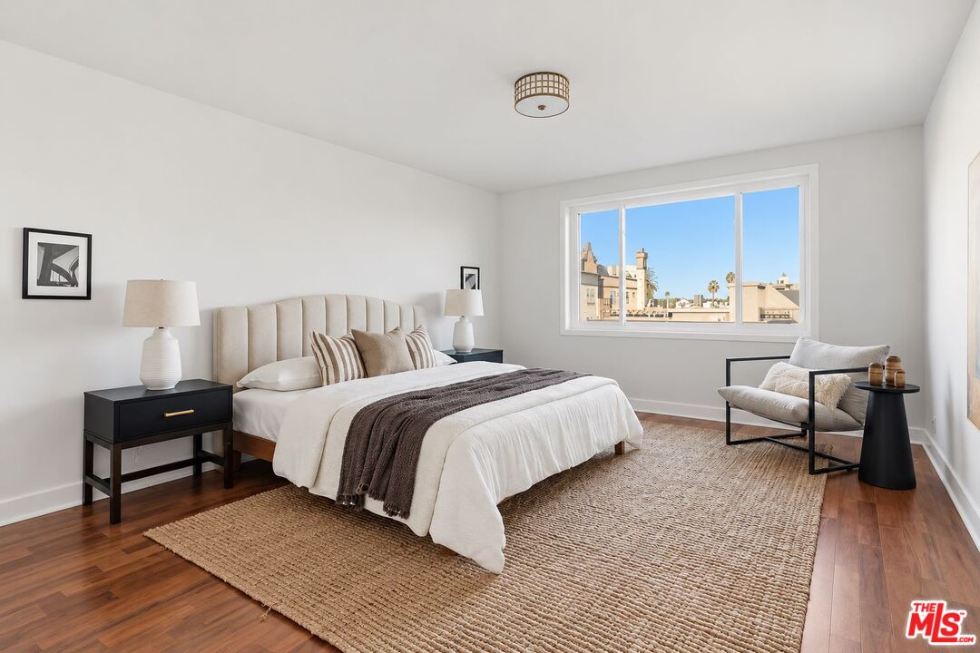 531 N Rossmore Ave Unit: A