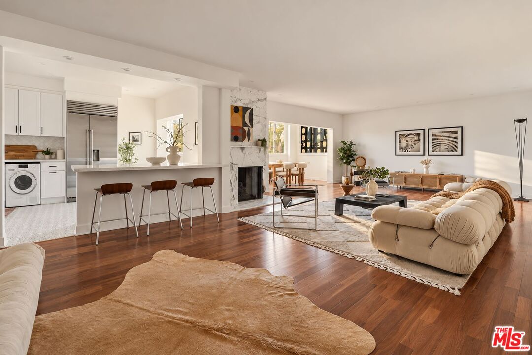 531 N Rossmore Ave Unit: A