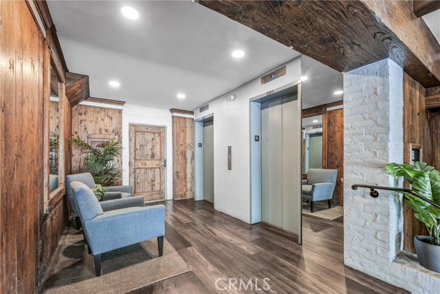 532 N Rossmore AVE Unit: 411