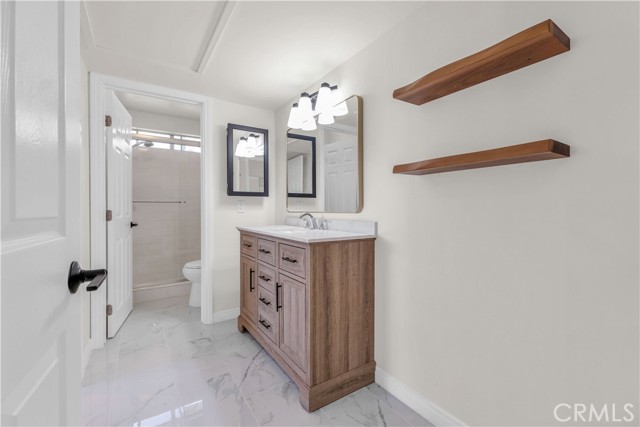 532 N Rossmore AVE Unit: 411