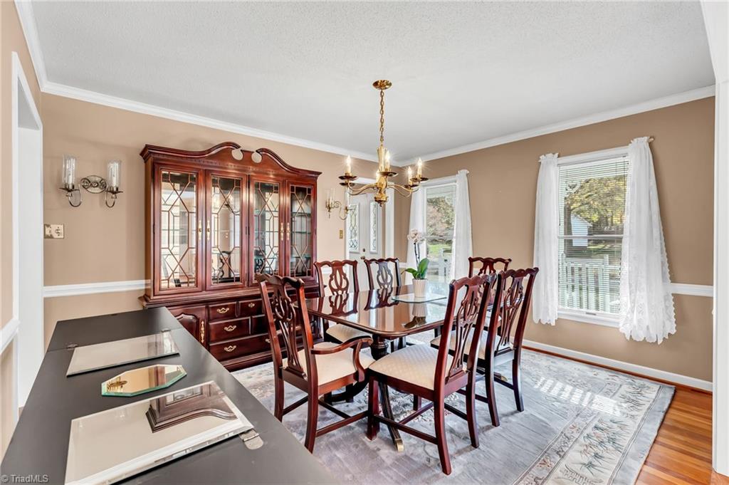 1120 Mapleview Court