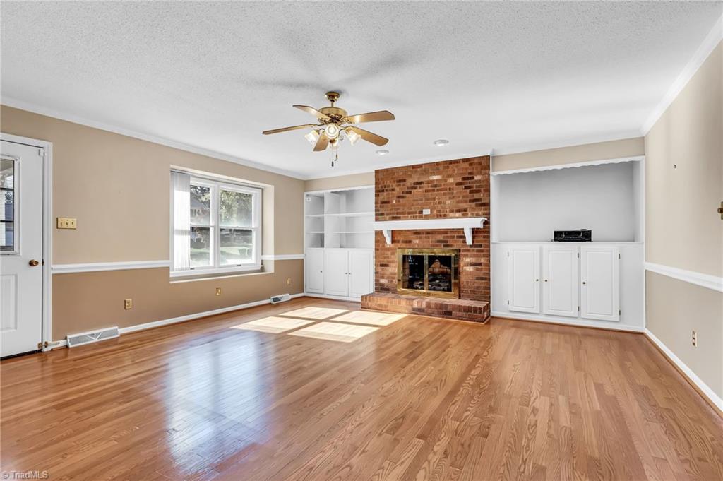 1120 Mapleview Court