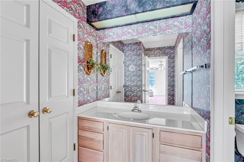 1120 Mapleview Court