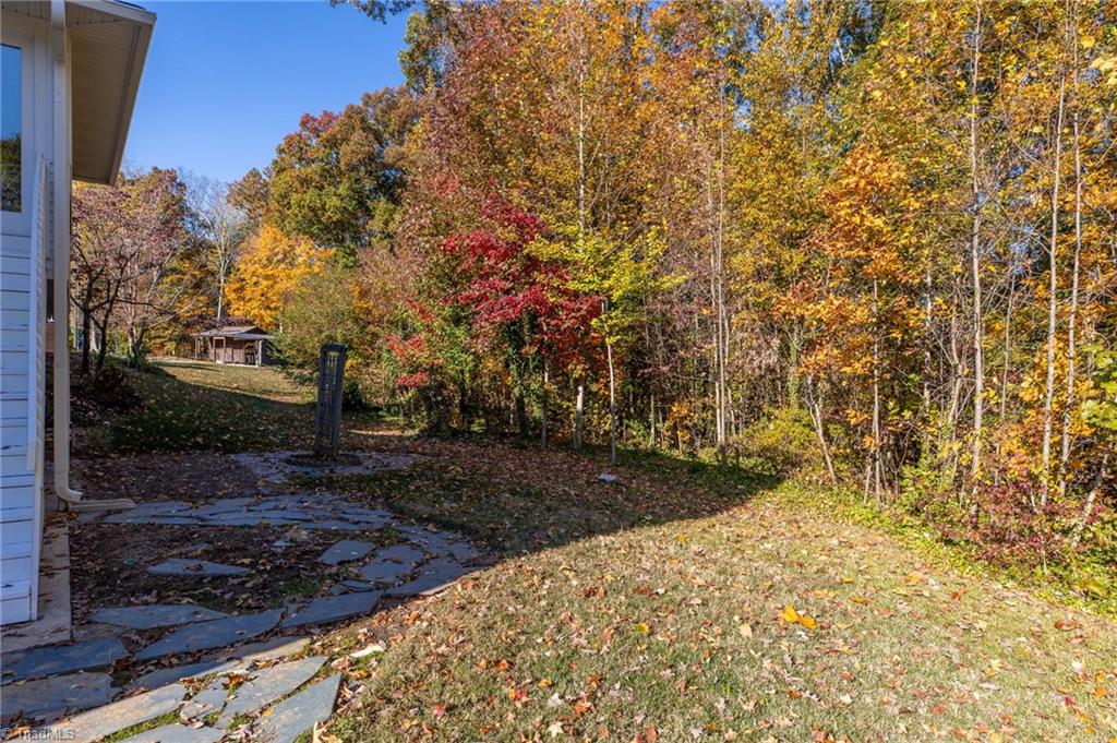 1120 Mapleview Court