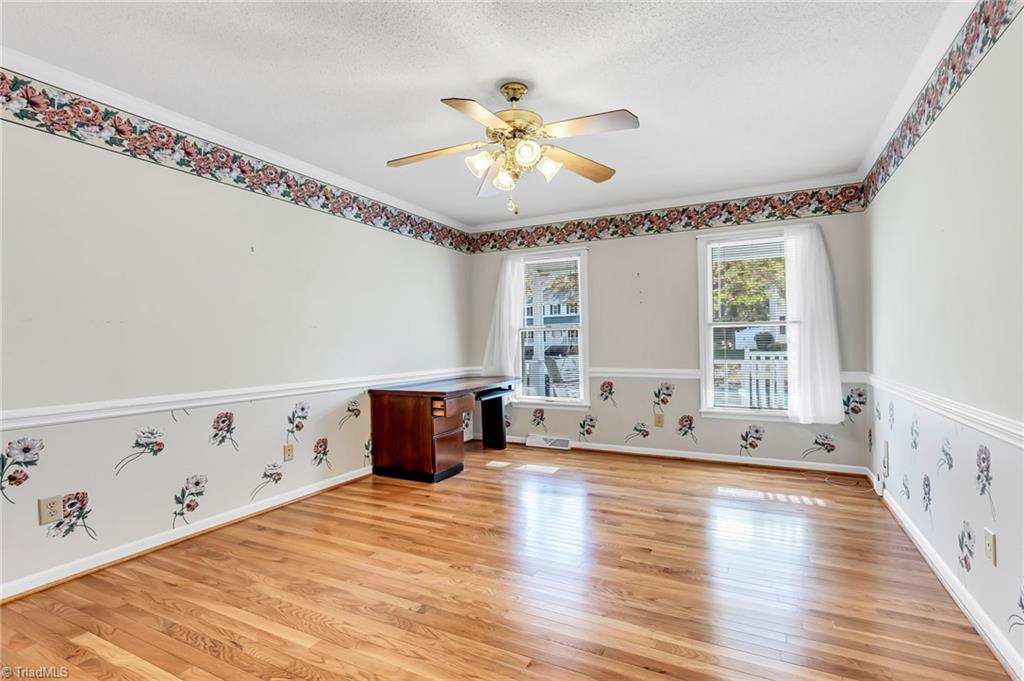 1120 Mapleview Court