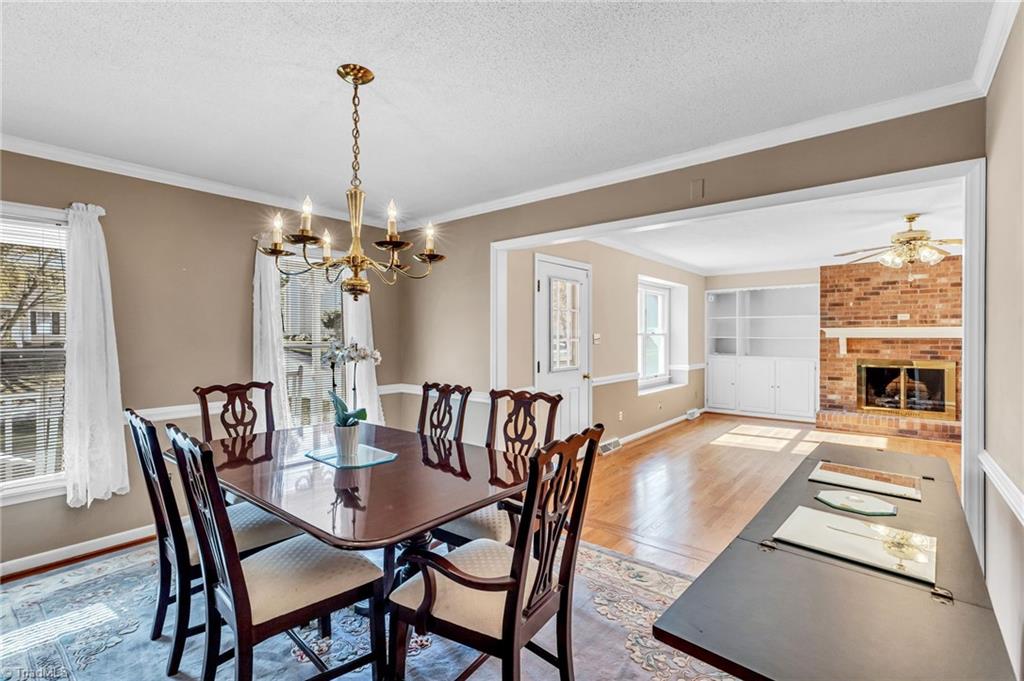 1120 Mapleview Court