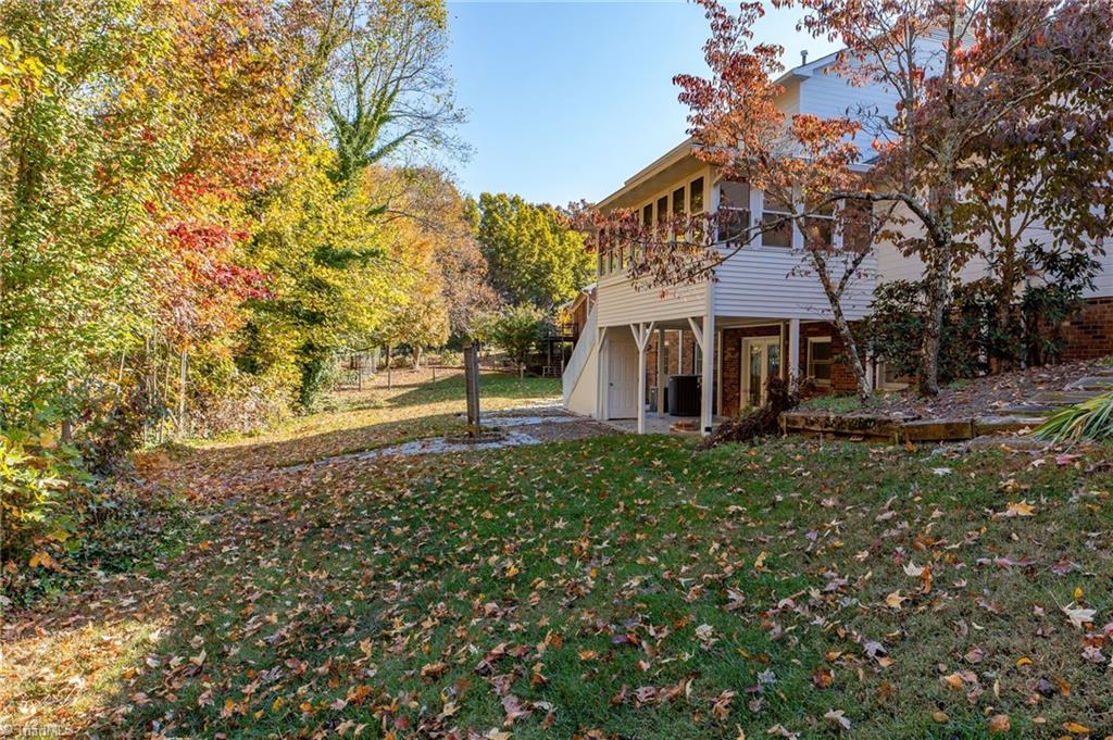 1120 Mapleview Court