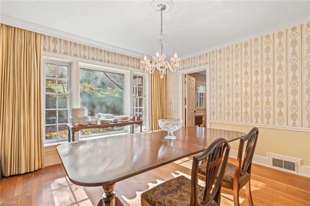 1227 Westwood Avenue