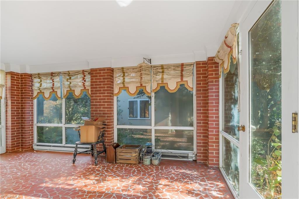 1227 Westwood Avenue