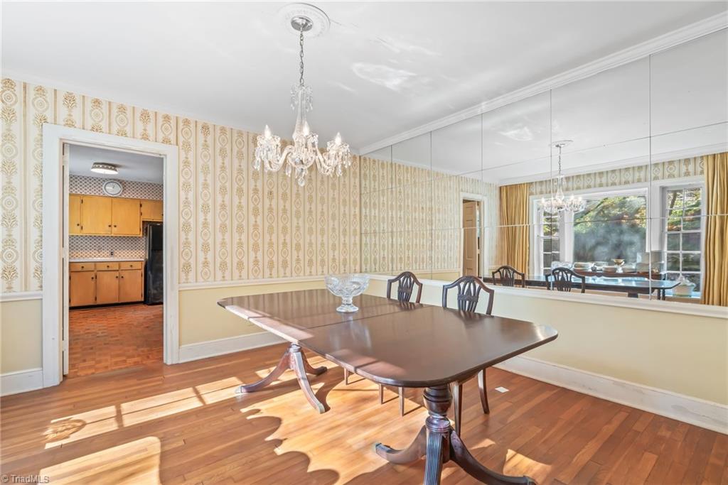 1227 Westwood Avenue