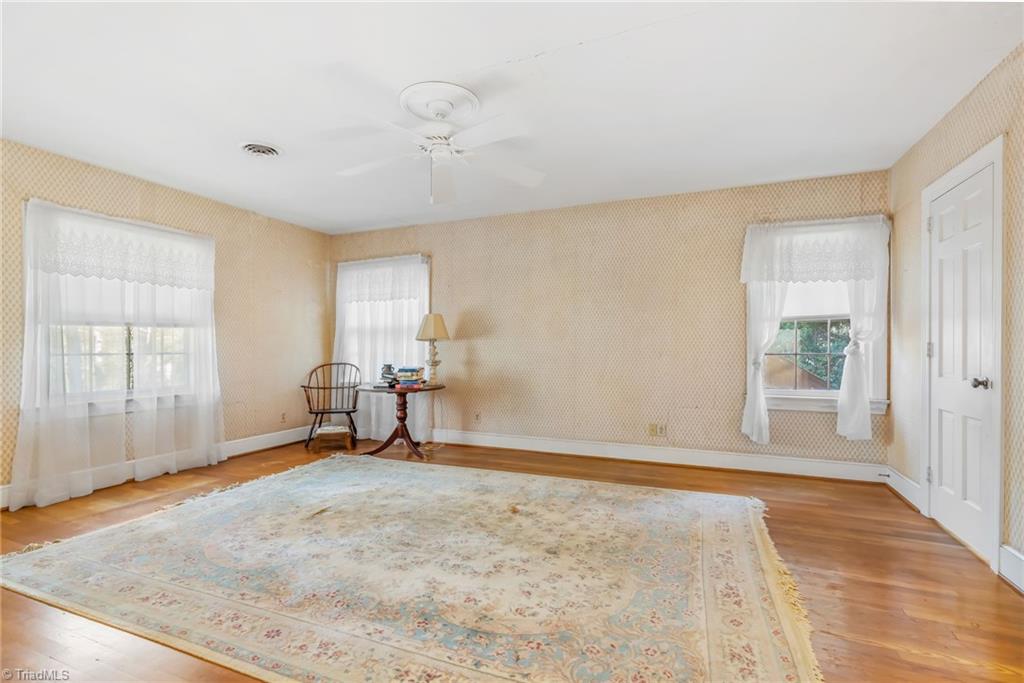 1227 Westwood Avenue