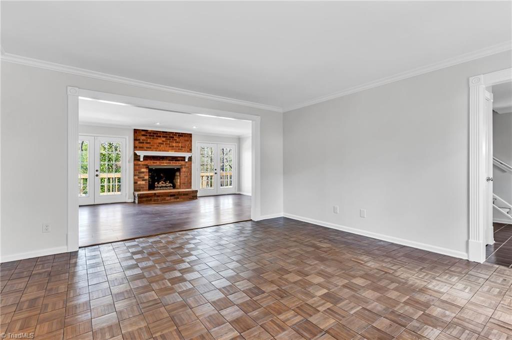 1279 Westminster Drive