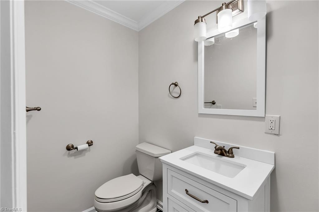 1279 Westminster Drive