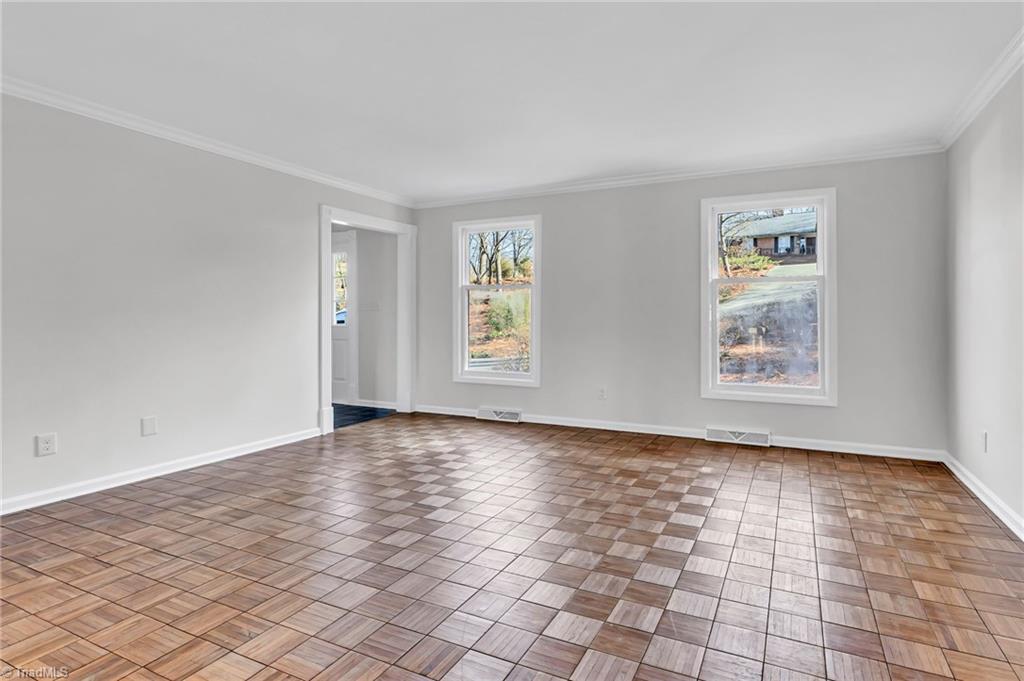 1279 Westminster Drive