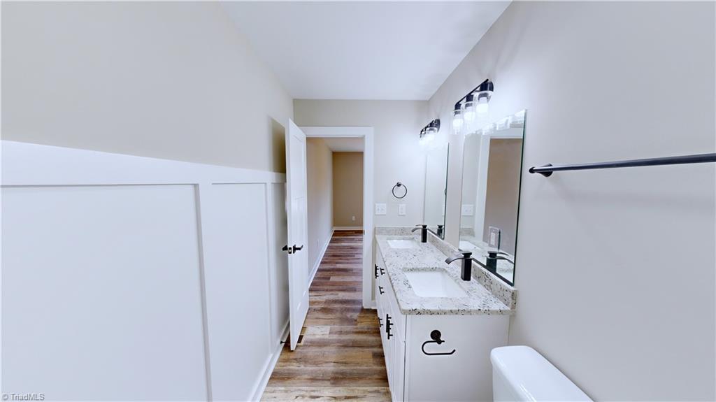 4248 FOREST MANOR Drive