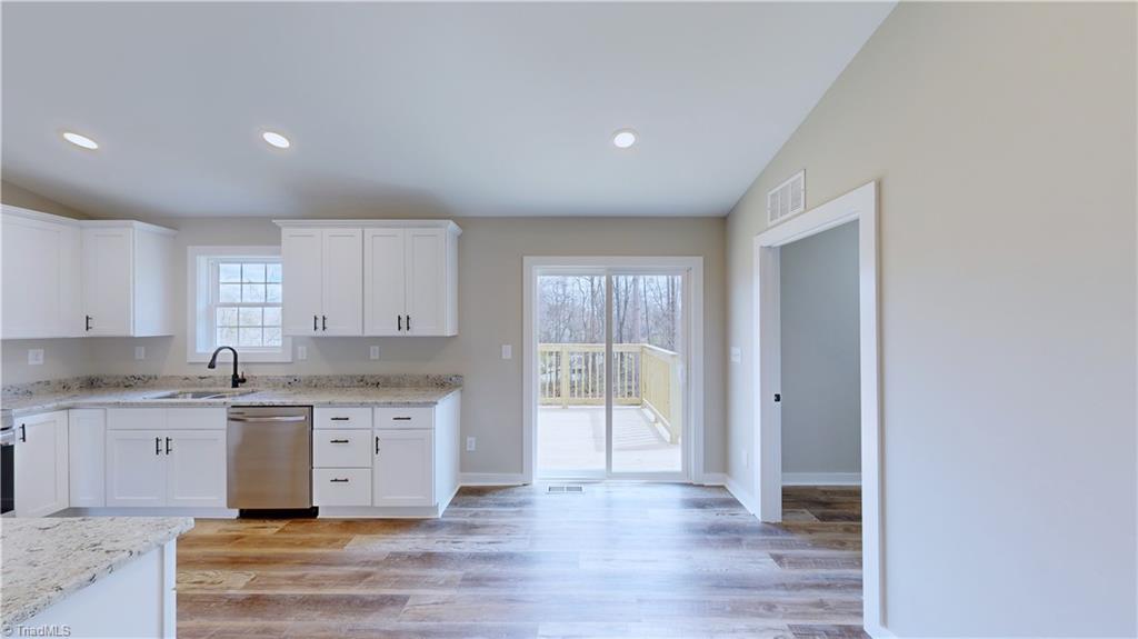 4248 FOREST MANOR Drive