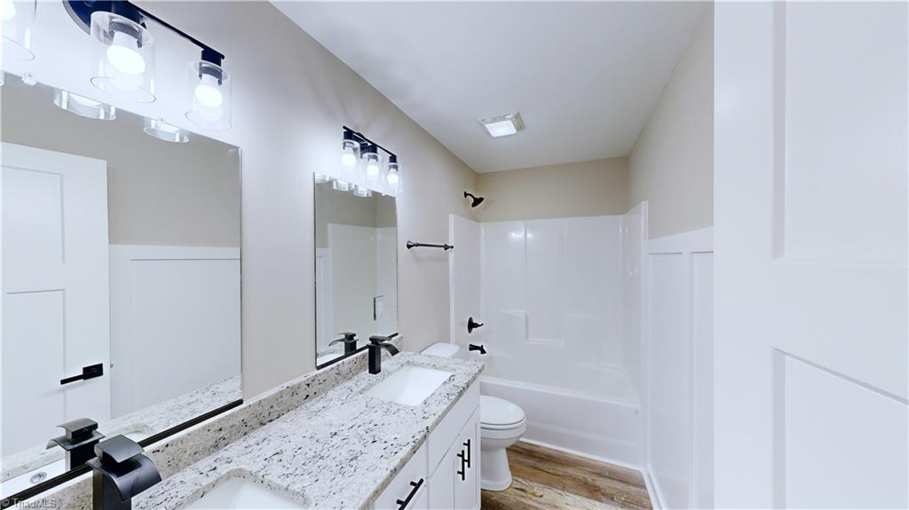 4248 FOREST MANOR Drive