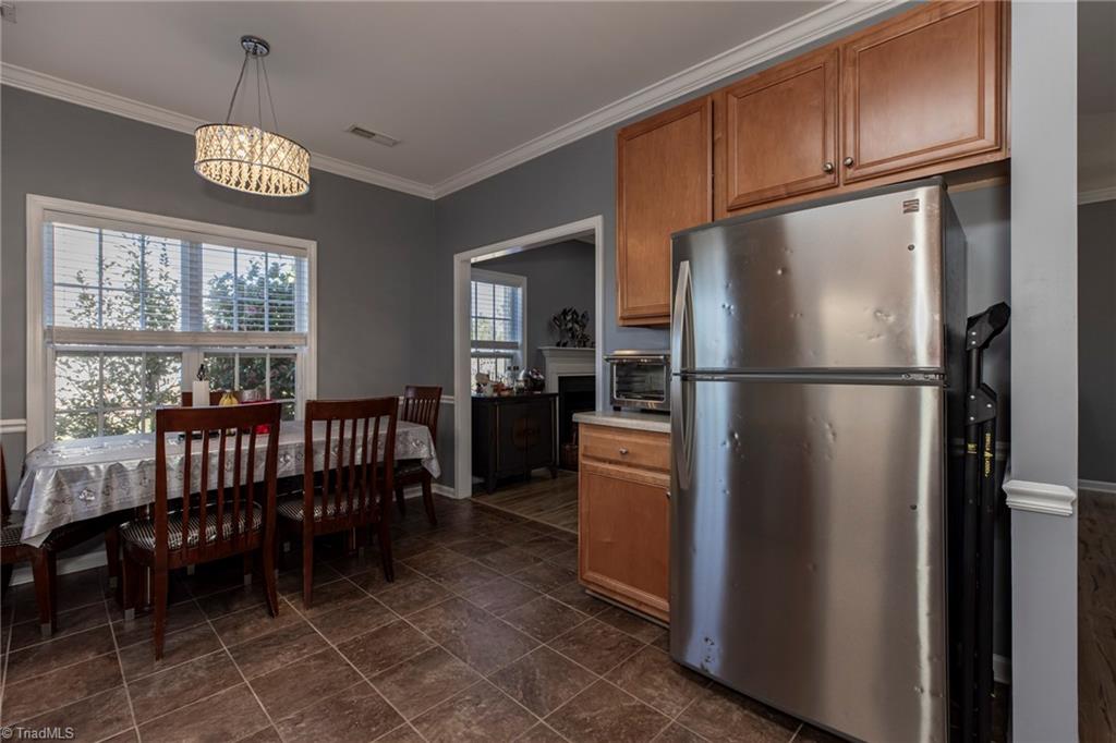 3655 Hickswood Forest Drive