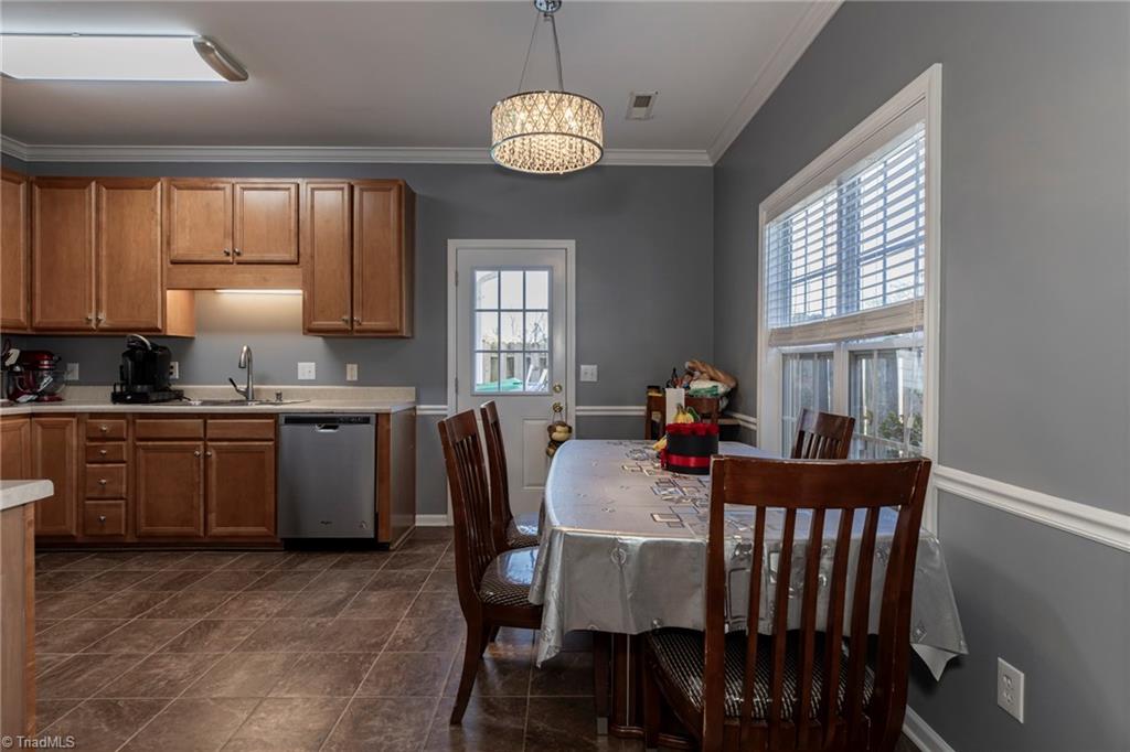 3655 Hickswood Forest Drive