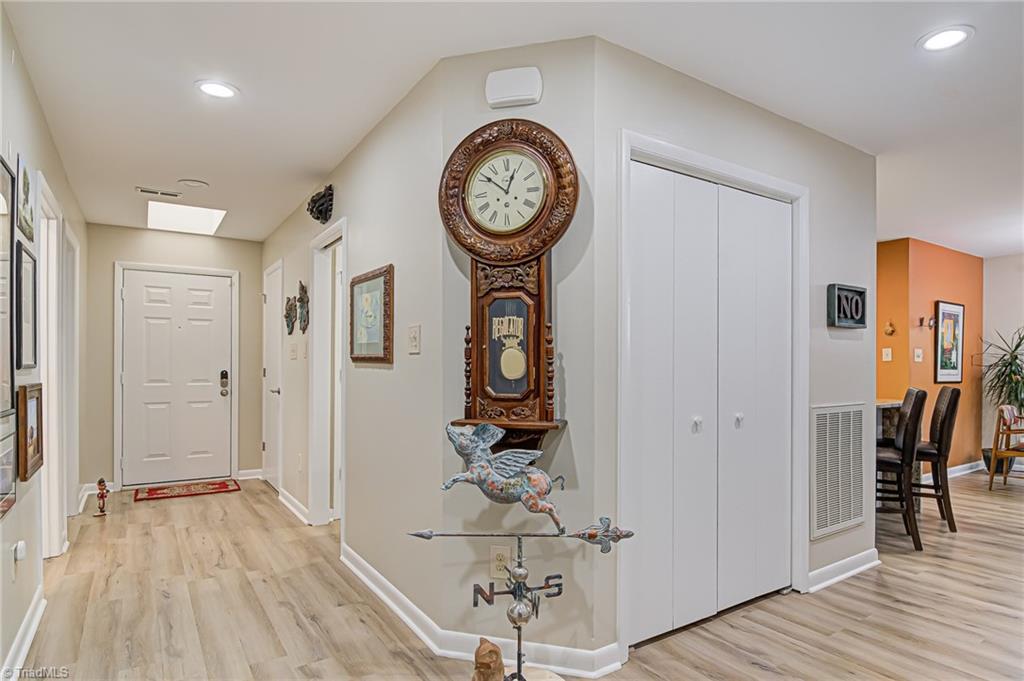 1701 Chestnut Glen Way