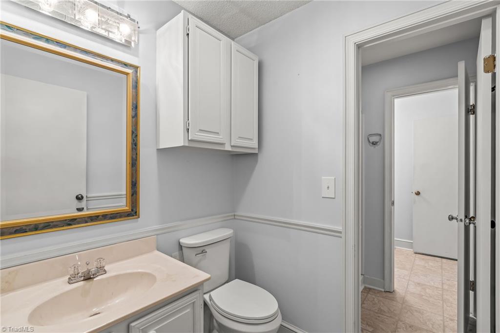 2711 Centennial Street