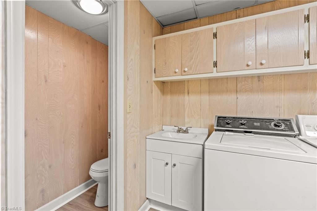 2711 Centennial Street