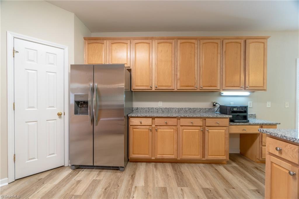 3763 Deerfield Street