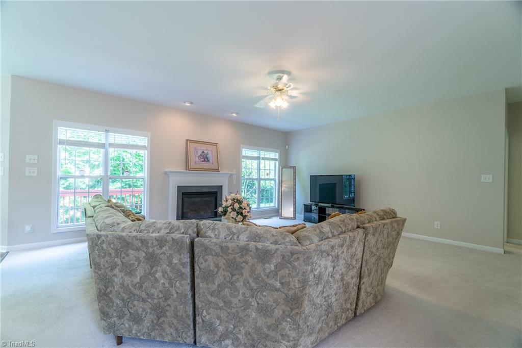 3763 Deerfield Street