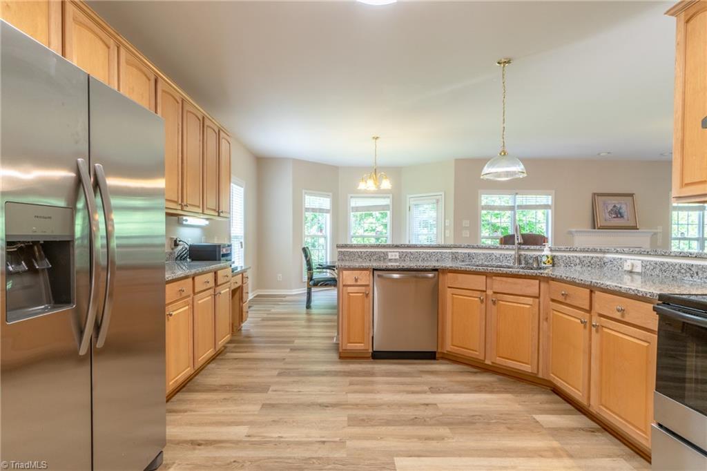 3763 Deerfield Street