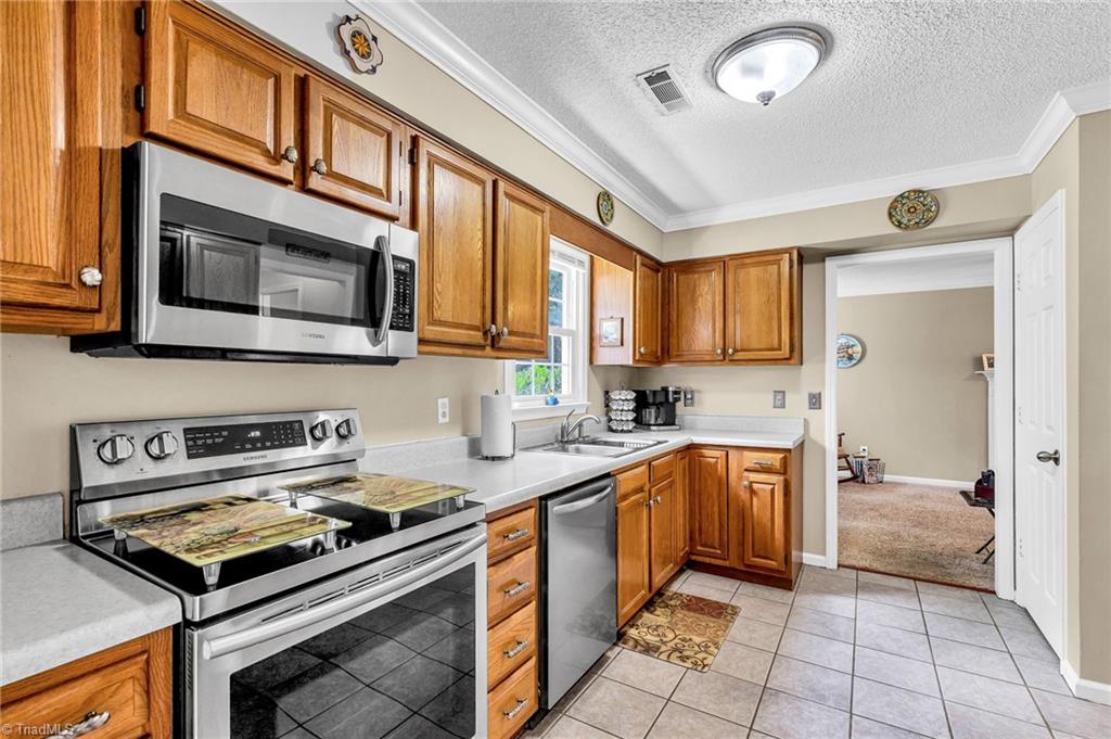 4116 Quarterstaff Court