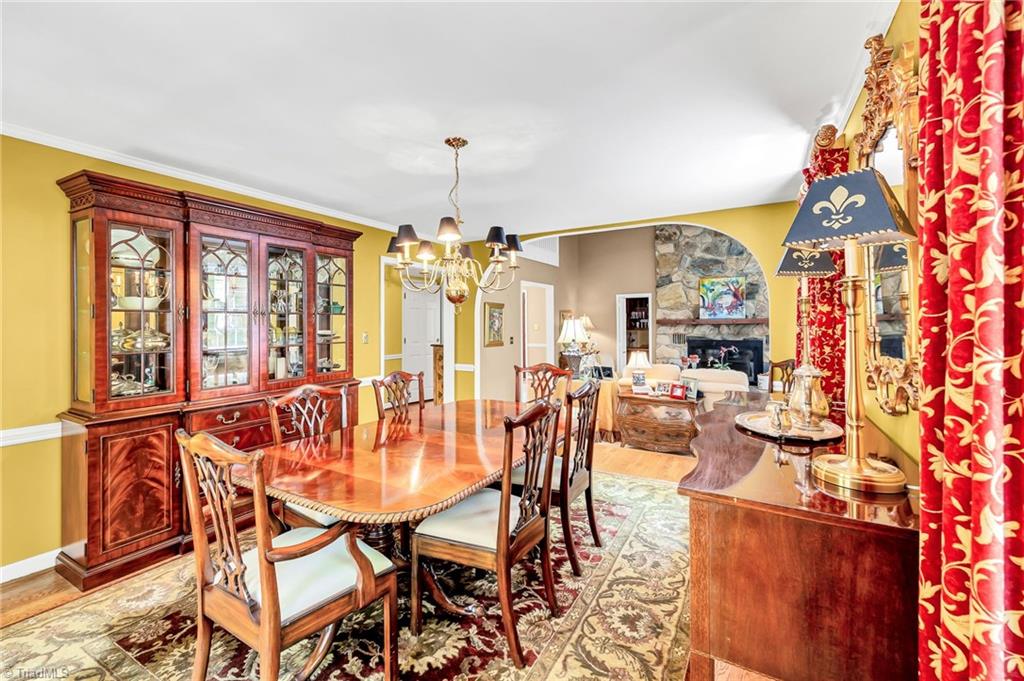 1325 Heathcliff Road