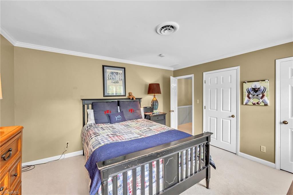 1325 Heathcliff Road