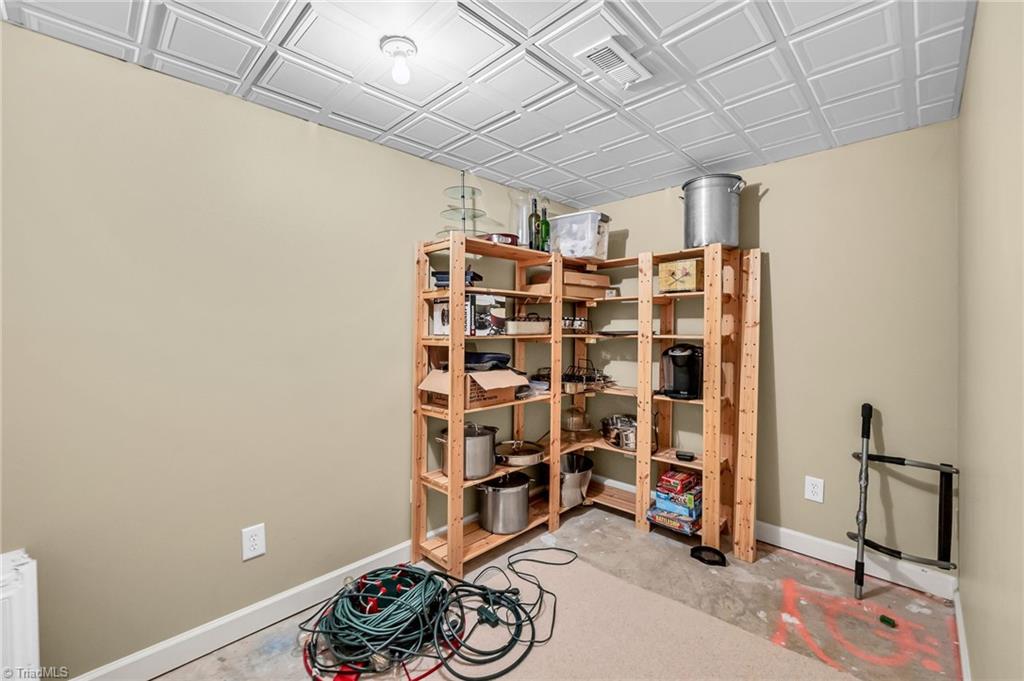 1325 Heathcliff Road