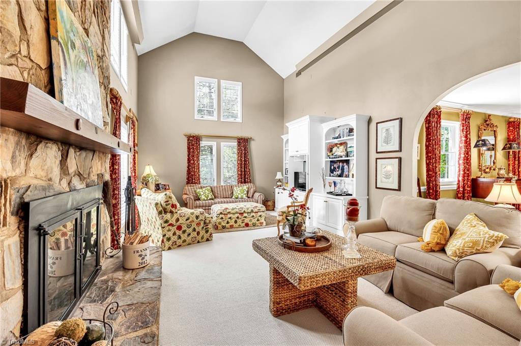 1325 Heathcliff Road