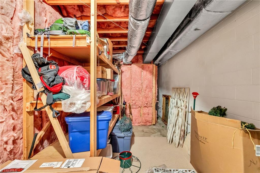 1325 Heathcliff Road