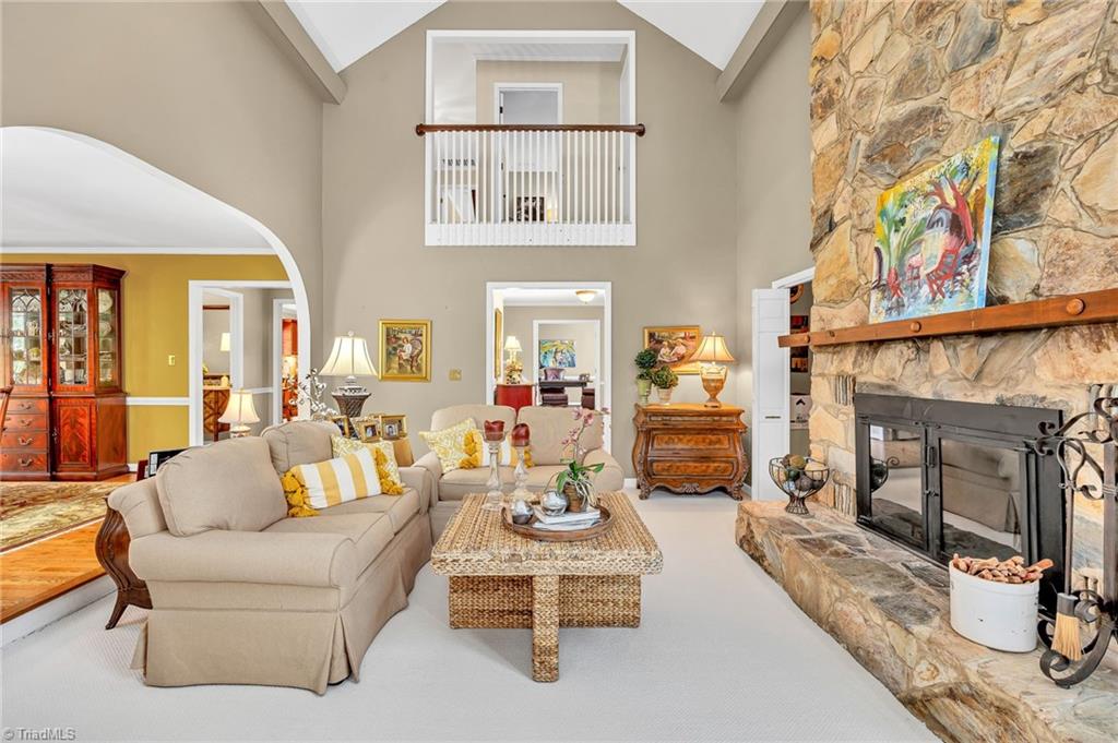 1325 Heathcliff Road