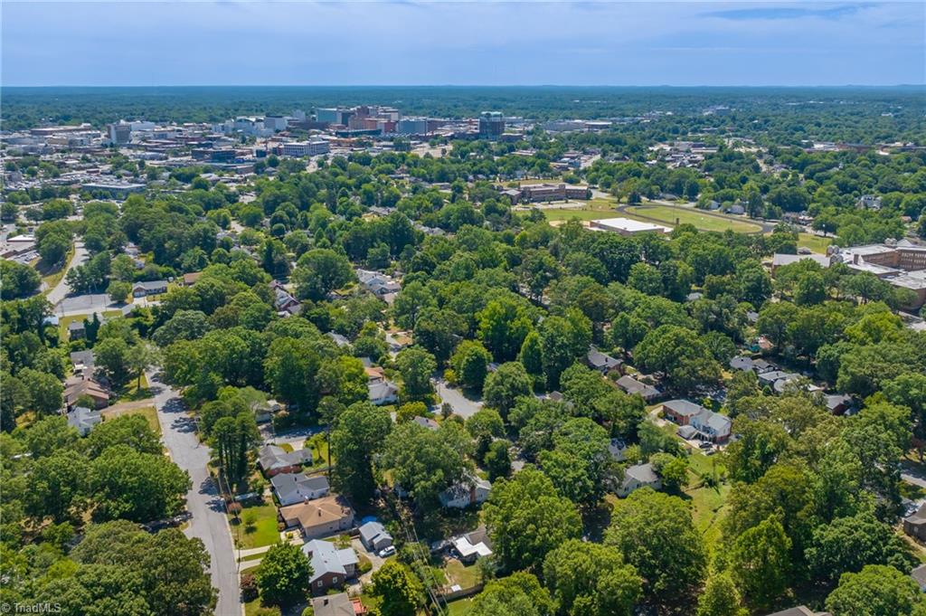 808 W Westwood Avenue