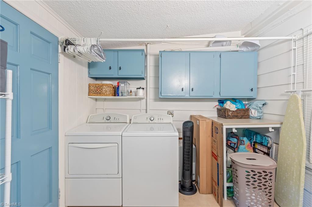 808 W Westwood Avenue