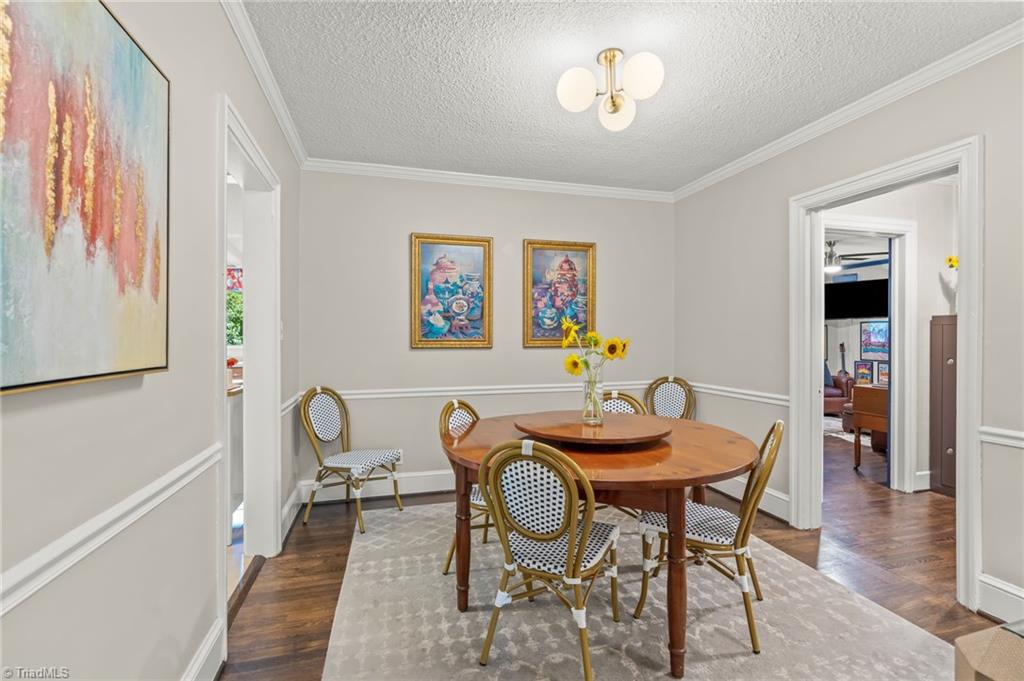 808 W Westwood Avenue