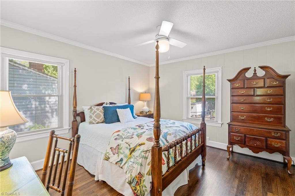 808 W Westwood Avenue