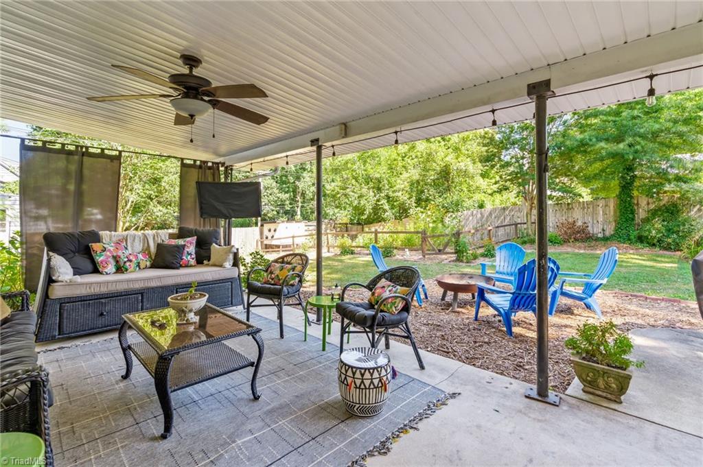 808 W Westwood Avenue